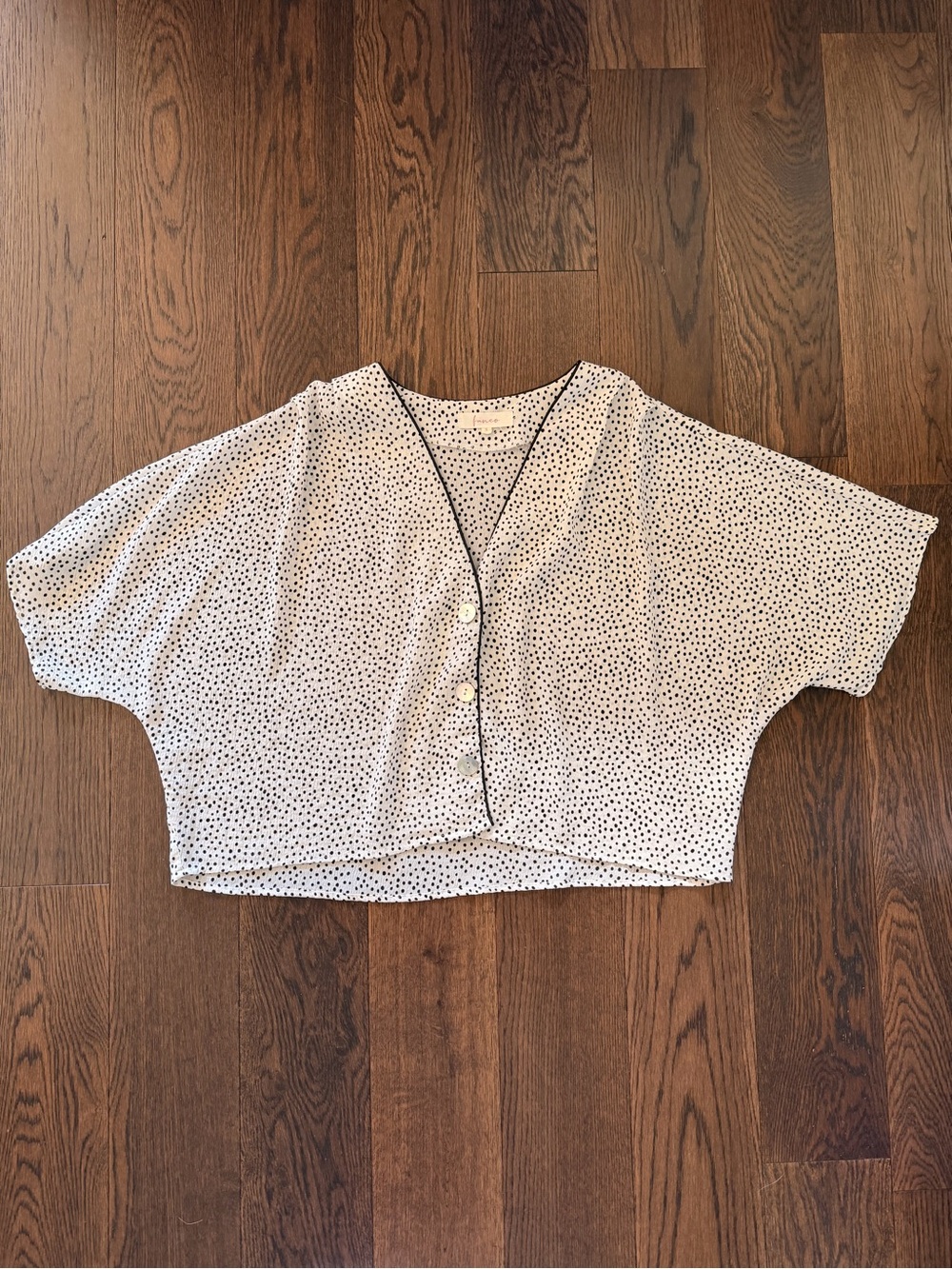 Cropped White Button-Front Polka Dot Blouse with Black Trim